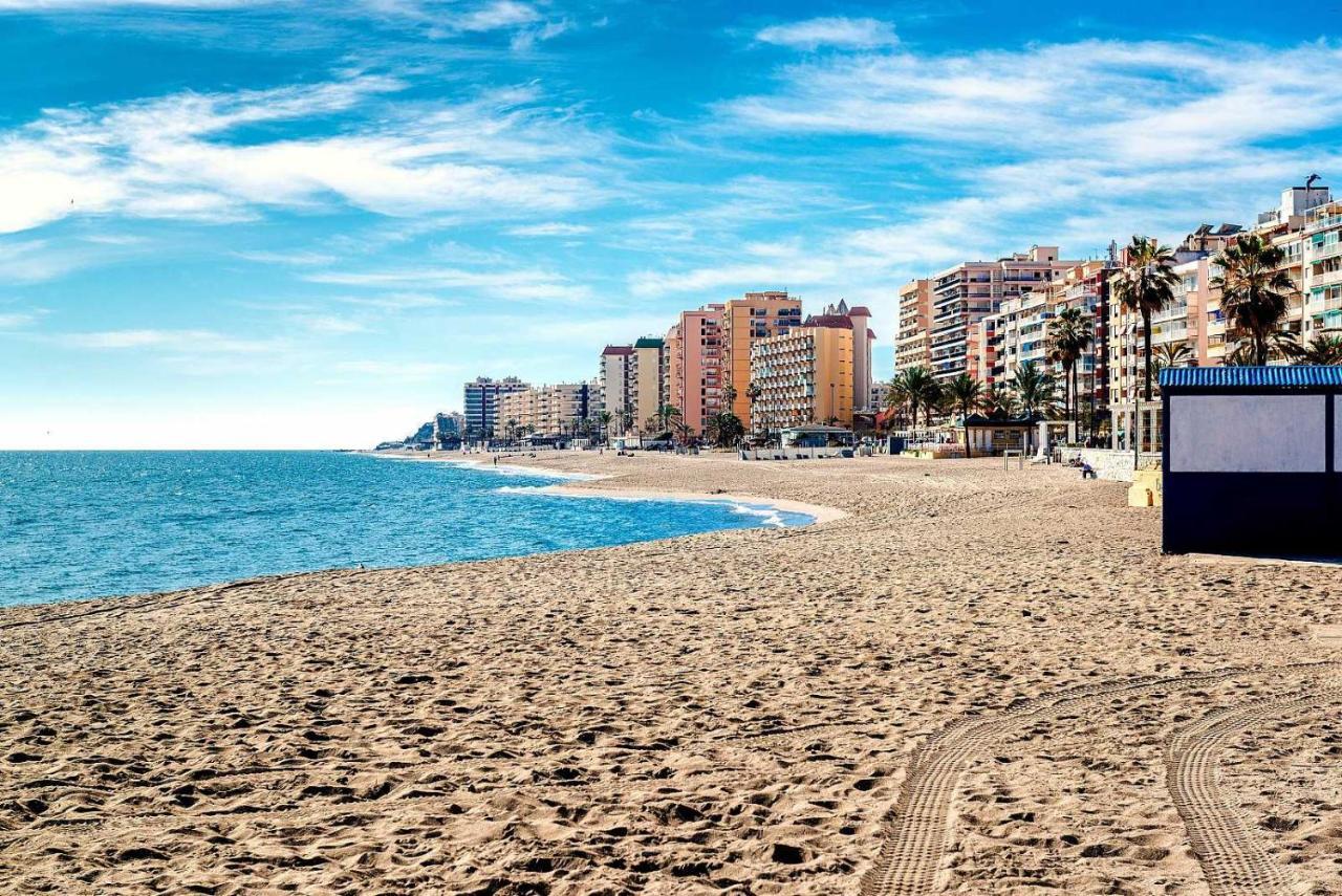 Appartement Beachfront -- New Luxury -- 1ª Linea Playa -- Center -- Private Parking -- Panoramic Sea Views -- *