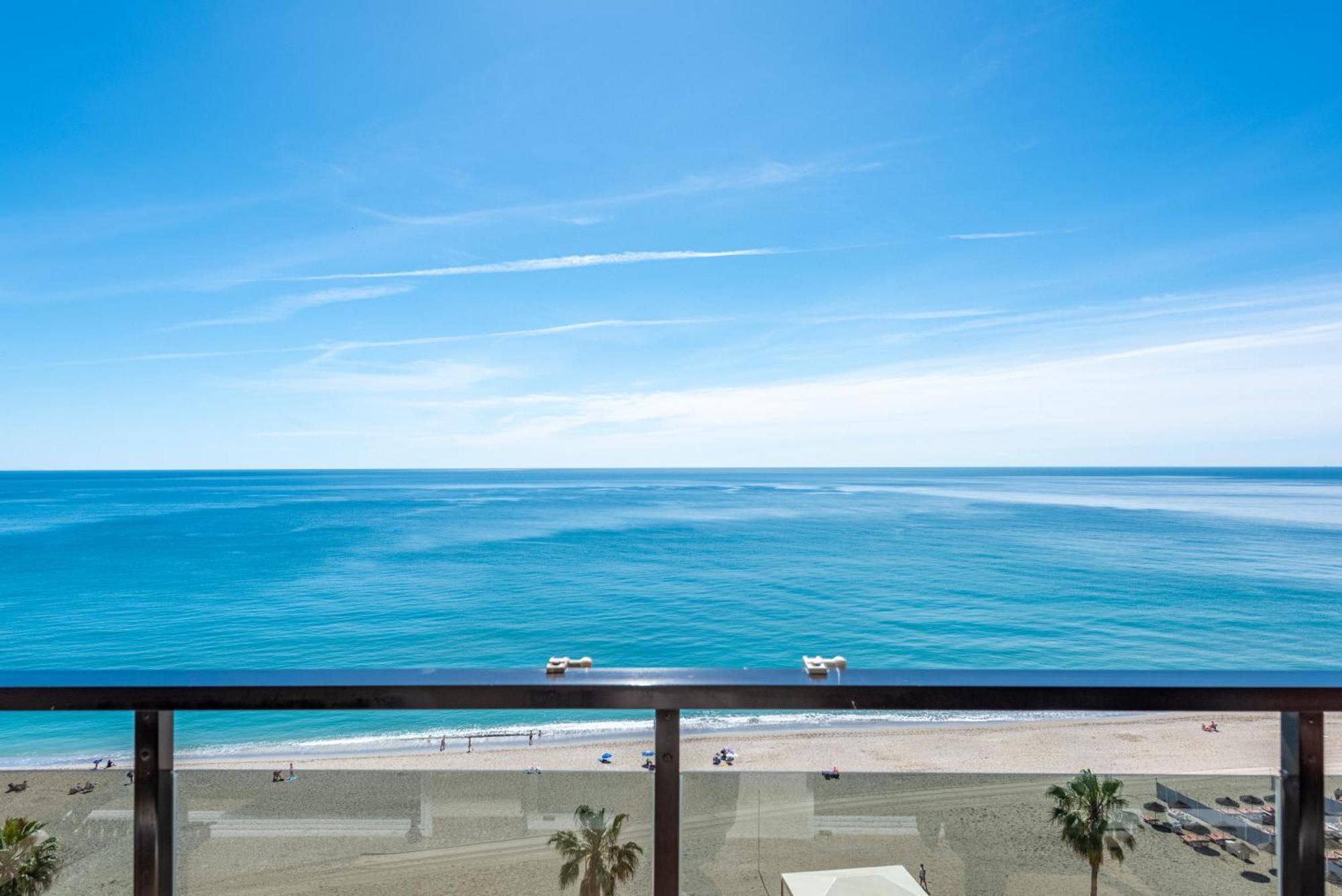 Appartement Beachfront -- New Luxury -- 1ª Linea Playa -- Center -- Private Parking -- Panoramic Sea Views -- Fuengirola