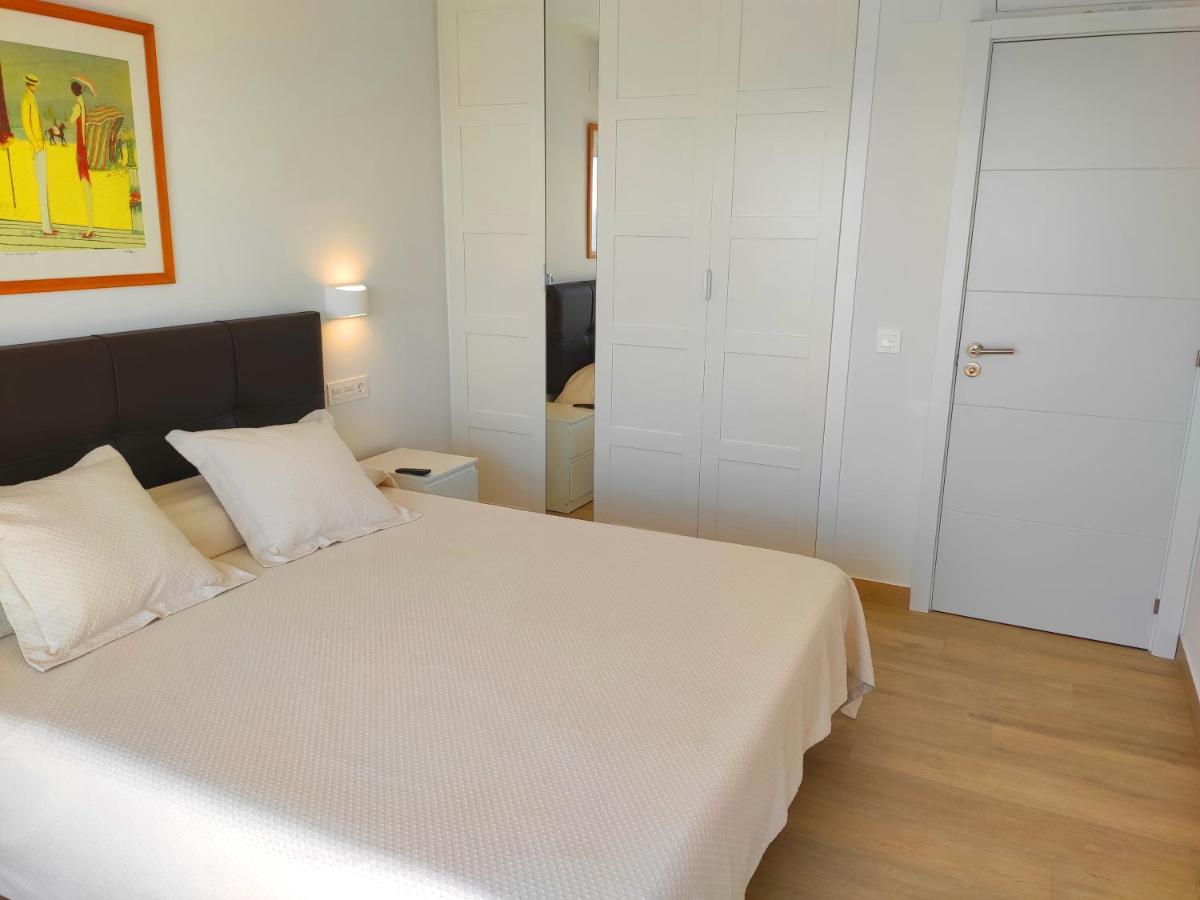 Beachfront -- New Luxury -- 1ª Linea Playa -- Center -- Private Parking -- Panoramic Sea Views -- *