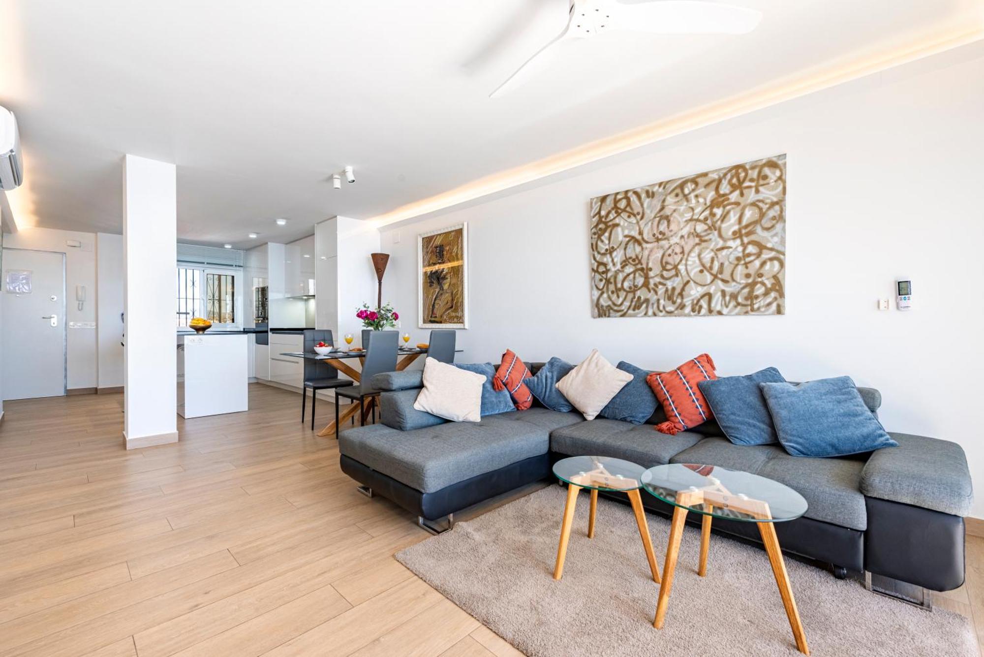 Apartamento Beachfront -- New Luxury -- 1ª Linea Playa -- Center -- Private Parking -- Panoramic Sea Views --